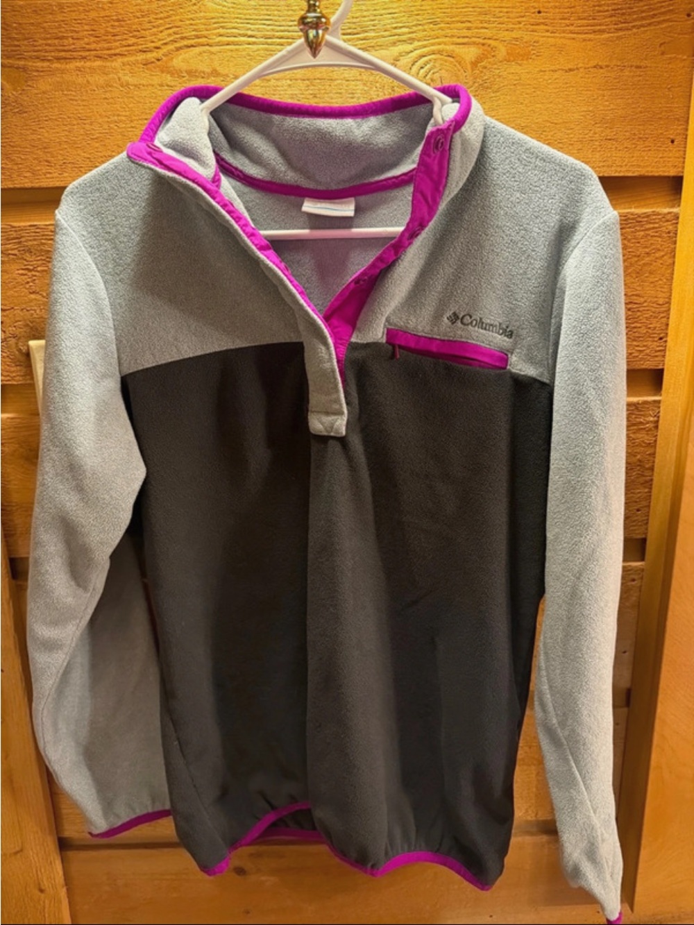Columbia Women’s Y2K Gray, Black & Pink Fleece Pullover Jacket